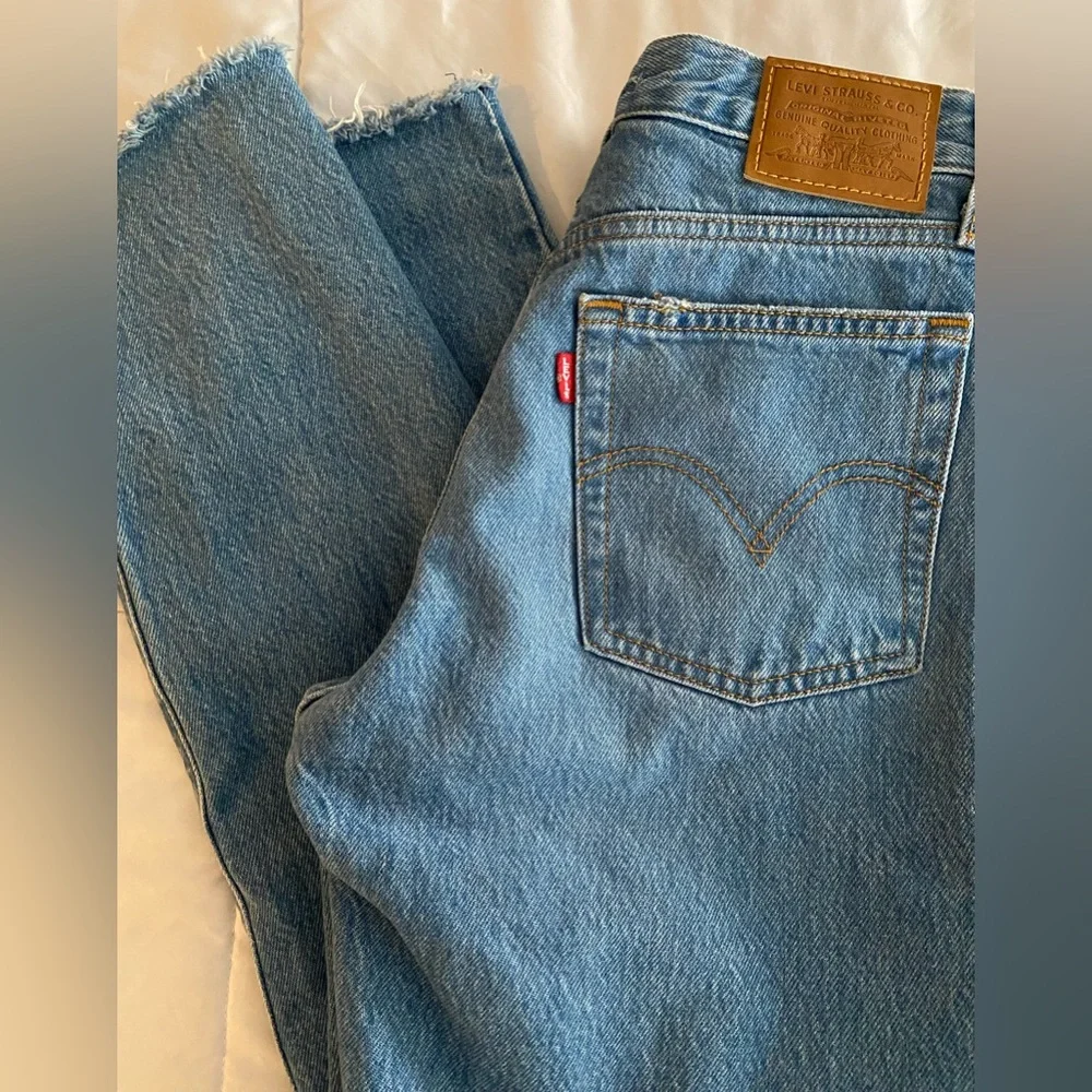 Levi’s Premium Blue Jeans, 24 - Picture 6 of 9